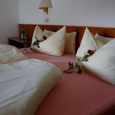 Elektro-Hotel Rosenhaus Gmbh Велберт Стая снимка